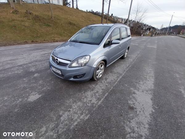 Opel Zafira 1.7 CDTI Cosmo - 4