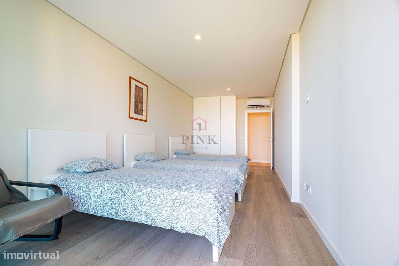 Apartamento T2 Mobilado e Equipado-11
