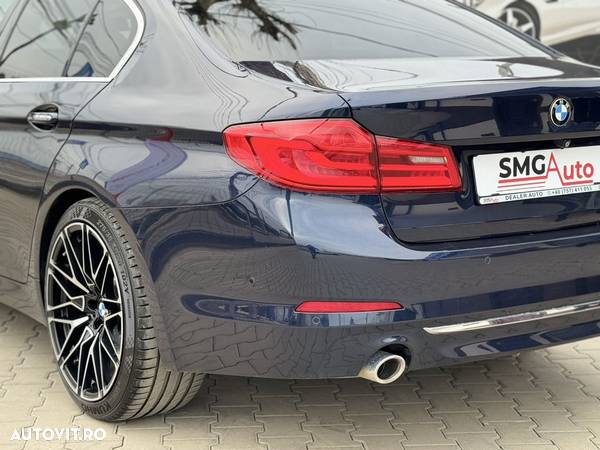 BMW Seria 5 520d Aut. Luxury Line - 30