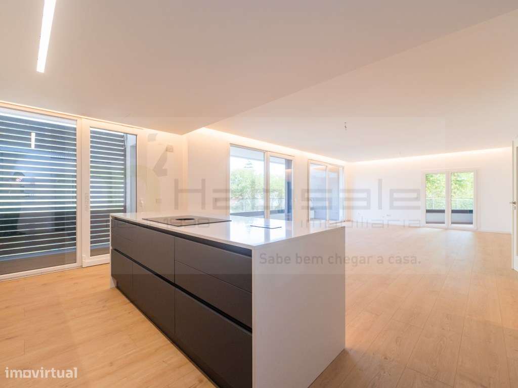 Novo Apartamento T3 De Luxo Perto do Mar com 2 Garagens Box - Grande imagem: 4/34