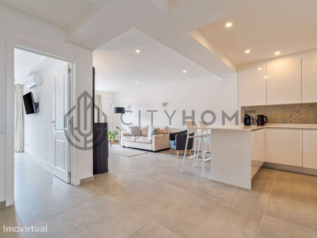 Apartamento T2 Remodelado com Rooftop em Carvoeiro - Grande imagem: 3/35