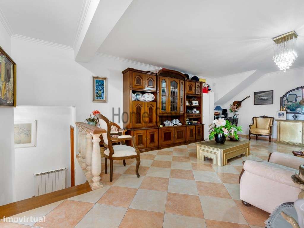 T3+1 COM 2 TERRAÇOS. ANEXO COM PISCINA-37