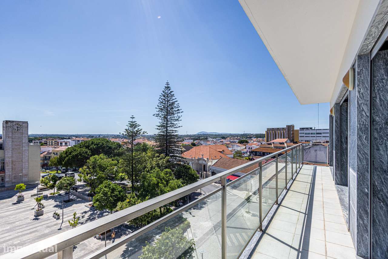 Apartamento T3 de Excelência no Centro do Cartaxo-42