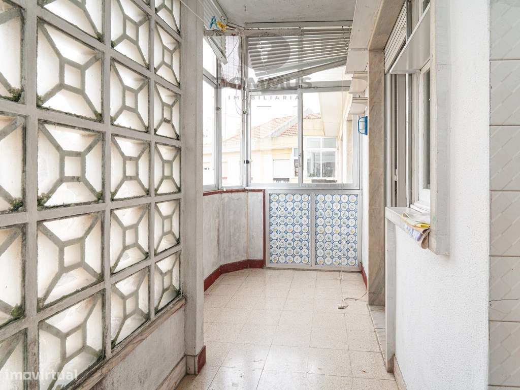 Apartamento T3 em Cruz Quebrada | Vista Rio-18