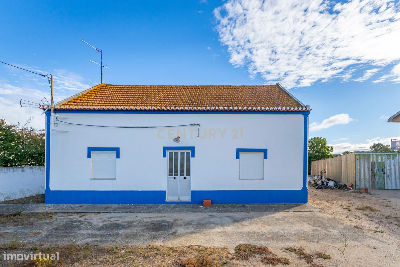 Moradia em terreno misto, Alcochete com viabilidade de 5 Moradias - Grande imagem: 1/28