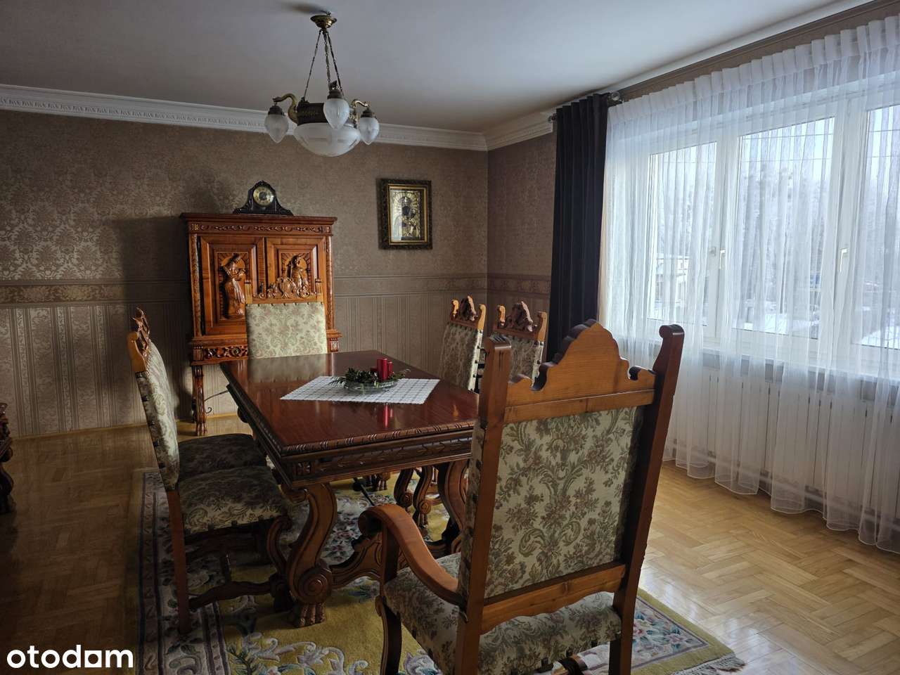 Dom z zakładem produkcyjnym Centrum-6