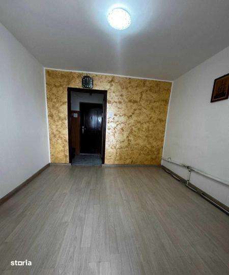 Garsoniera semid zona Poarta 6-0