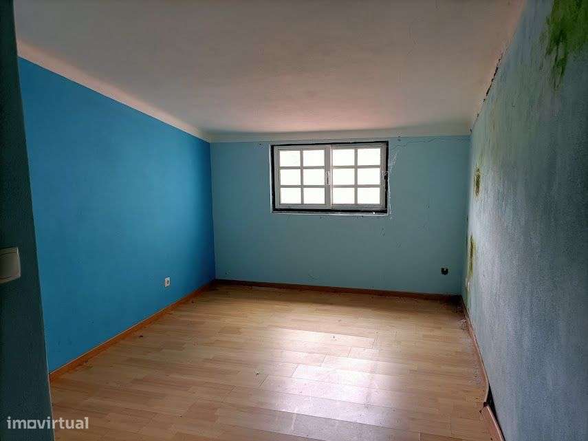 Moradia T2 Geminada com 2 Casas de Banho-17