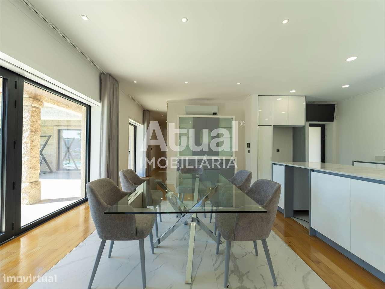 Moradia T3 Venda em Caldas de Vizela (São Miguel e São João),Vizela-7