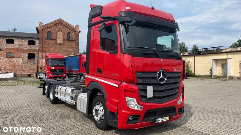 Mercedes-Benz ACTROS 2545 BIG SPACE- BDF- - 2