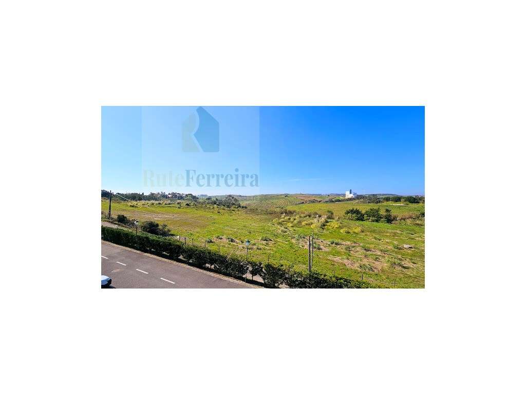 Apartamento T2 no Condomínio Campo Real!!!!!!!-22