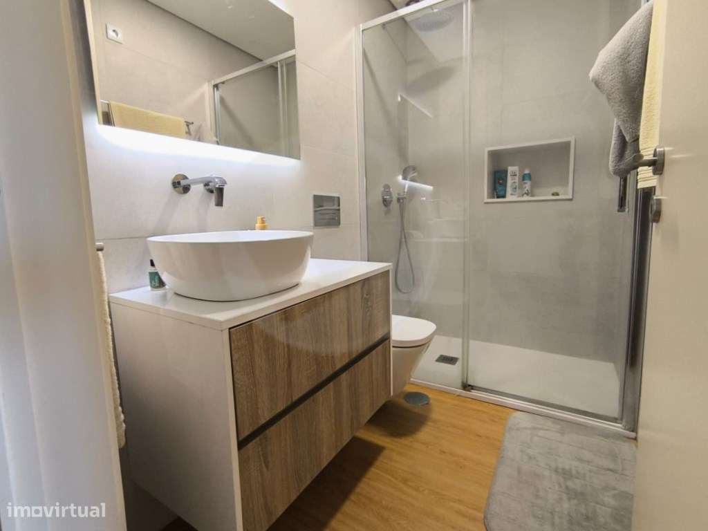 T2 Duplex com Terraço em 1ª Linha de Mar em Vila do Conde-17