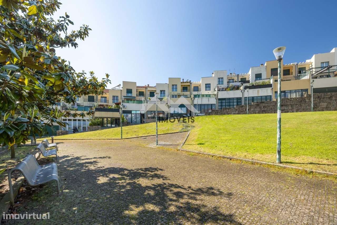 2 Lojas | Valongo | Fase Final de Legalização P/Habitação | Remodelada-15