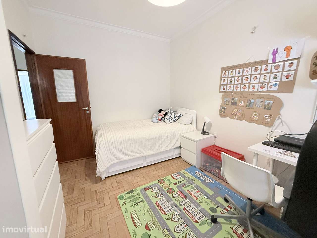 Moradia T3 | Box 2 Carros | Jardim | Exclusivo-14