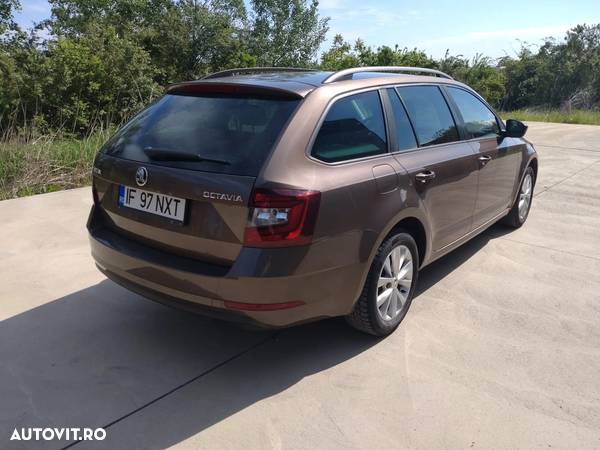 Skoda Octavia Combi 1.5 TSI DSG Style - 19