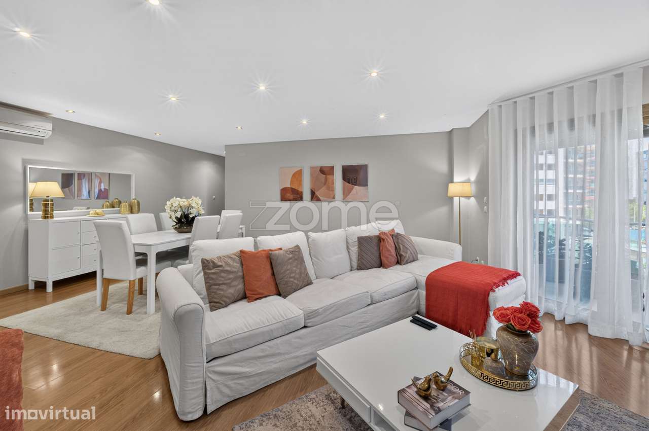 Apartamento T3 na Urbanização do Jardim da Amoreira - Ramada-2
