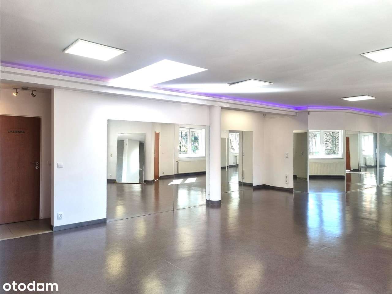 Lokal użytkowy 98 m2, parking, świetna lokalizacja, teren ogrodzony - Pełny obrazek: 4/11