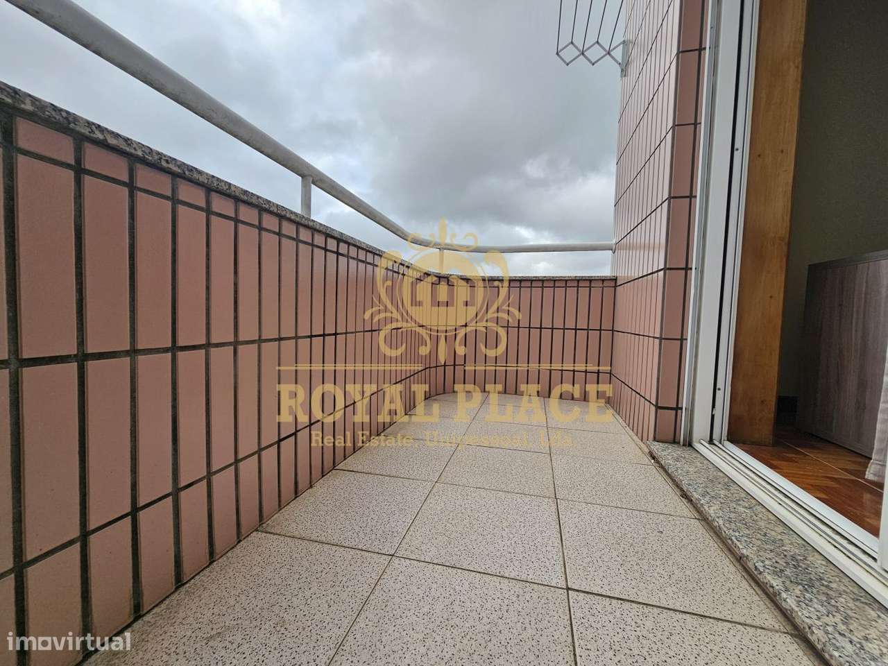 Apartamento T2  + 1 Rio Meão-28