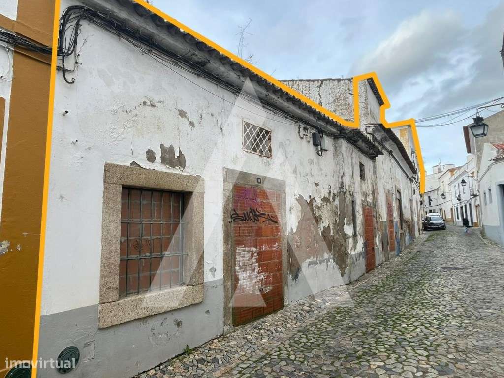 Oportunidade de Investimento Hoteleiro no Centro Histórico de Évora-9