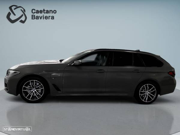 BMW 530 e Pack M - 5