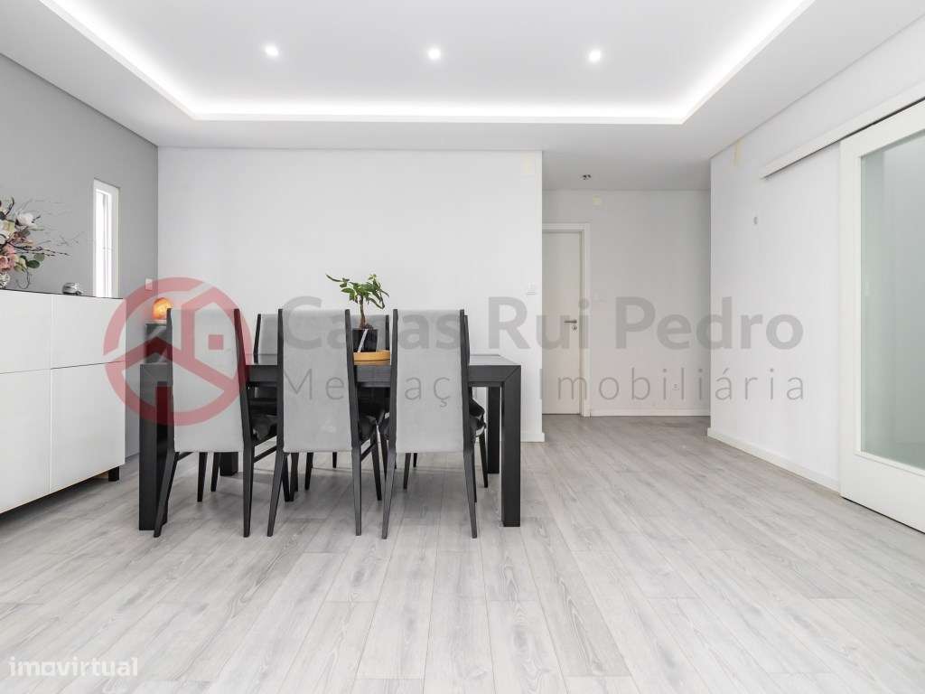 Moradia T3+2 Remodelada com garagem 740 m² de Terreno em St Antonio...-18