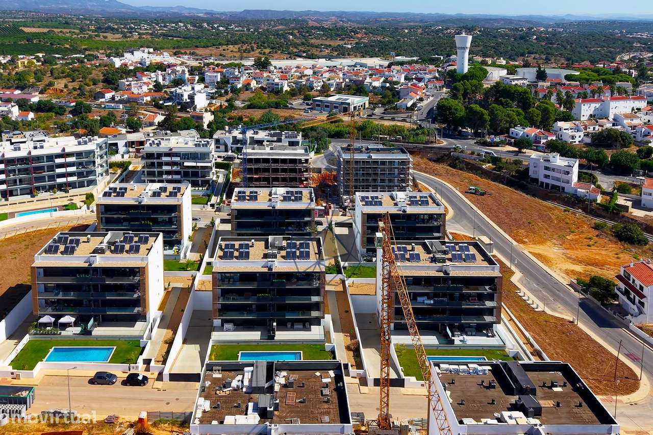 Apartamento T2 em construção com Garagem e Piscina - Portimão-18