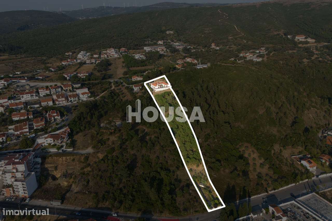 Magnífica Moradia T3+1 com Piscina – Porto de Mós-6