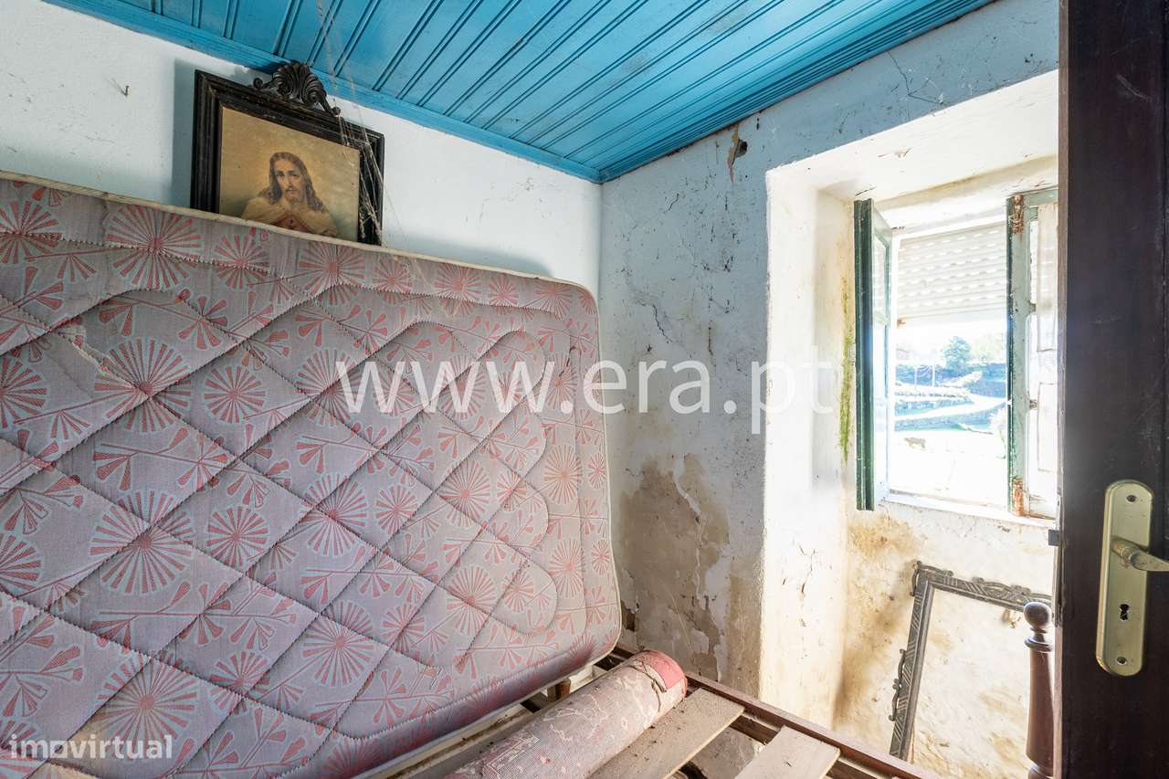 Moradia T3 em pedra - Podornelo-19