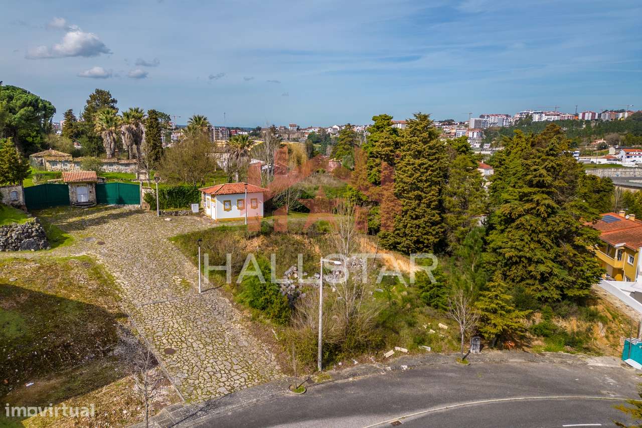 Terreno para Construção / Área Total de 215m2 / Quinta do Rei / Pousos - Grande imagem: 3/24