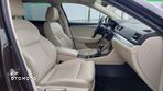 Skoda Superb Combi 2.0 TDI DSG Style - 27