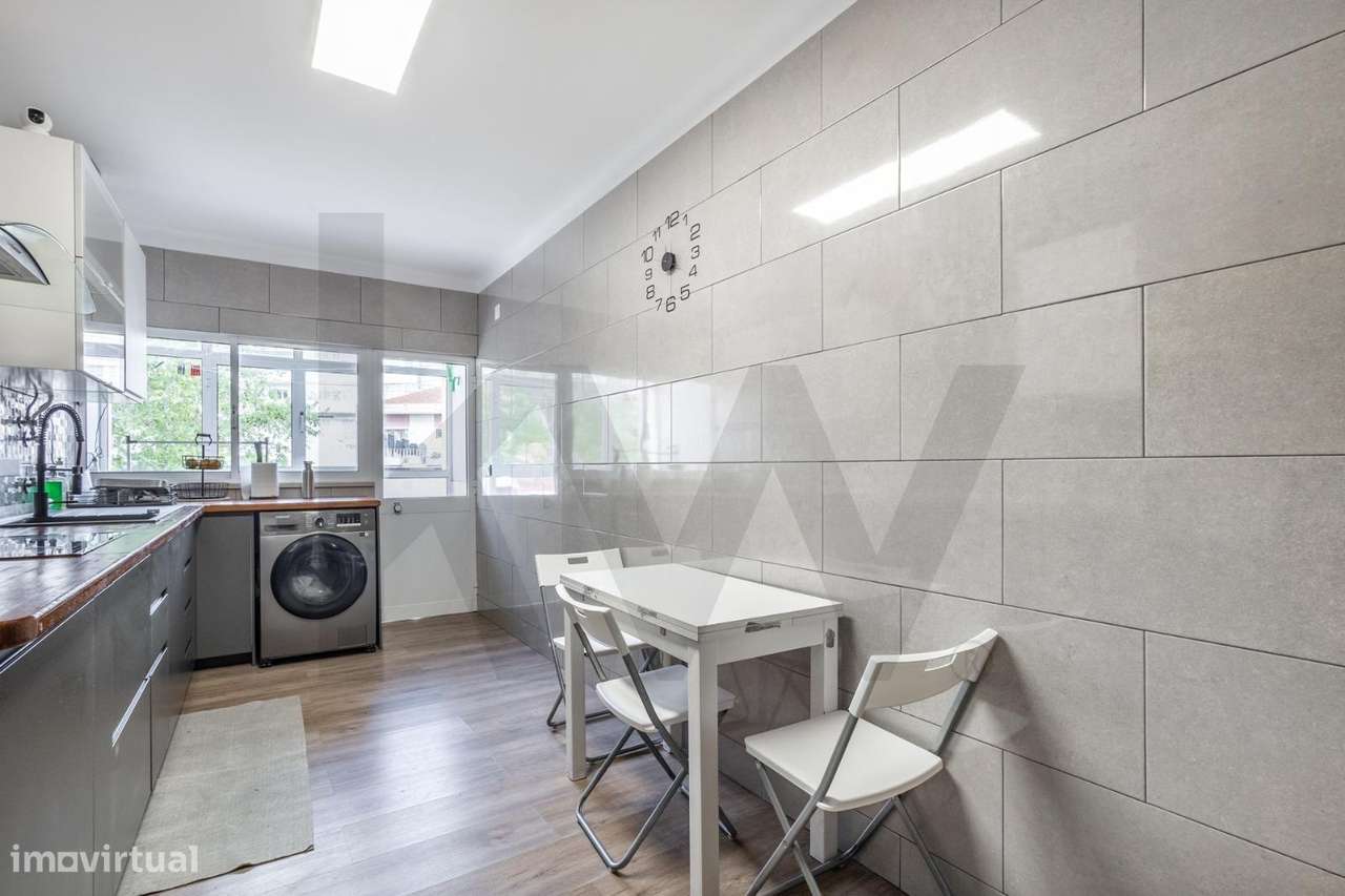 ​​​​​​​​​​​​​​Apartamento T3 renovado com 111 m2 3º andar - Centro da - Grande imagem: 5/31