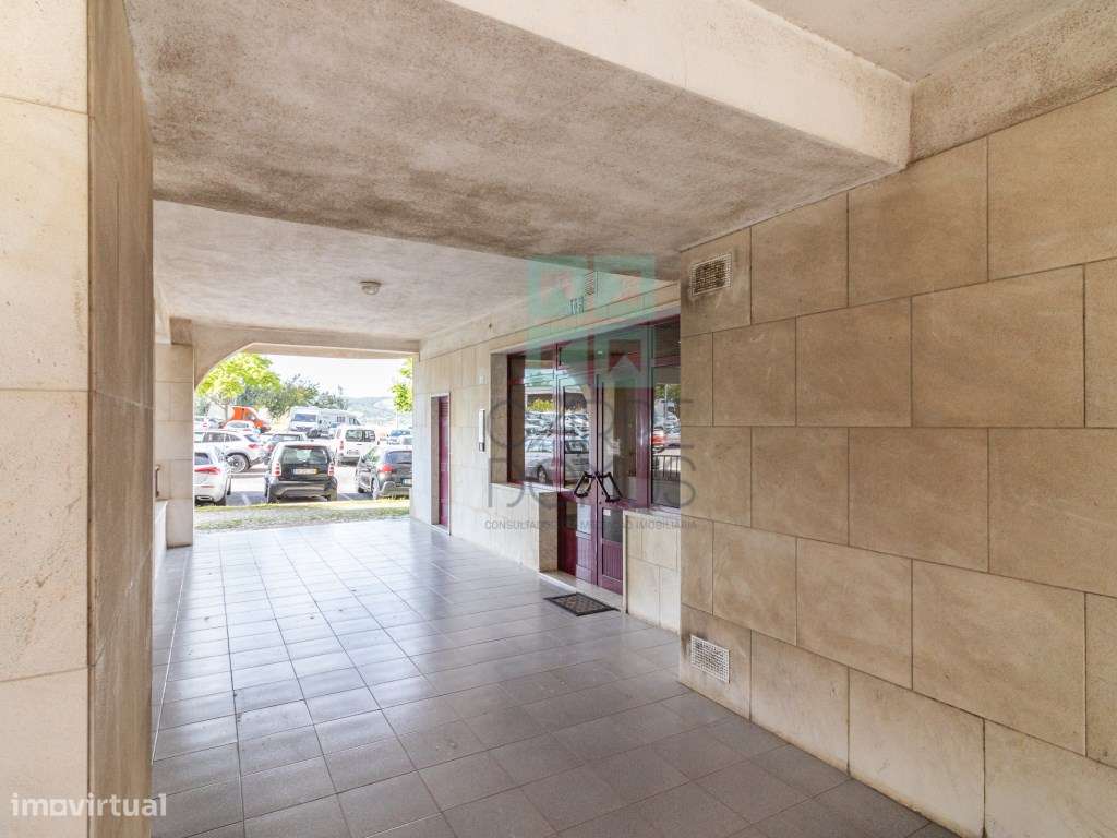 Apartamento T2 em Santa Iria da Azóia-26