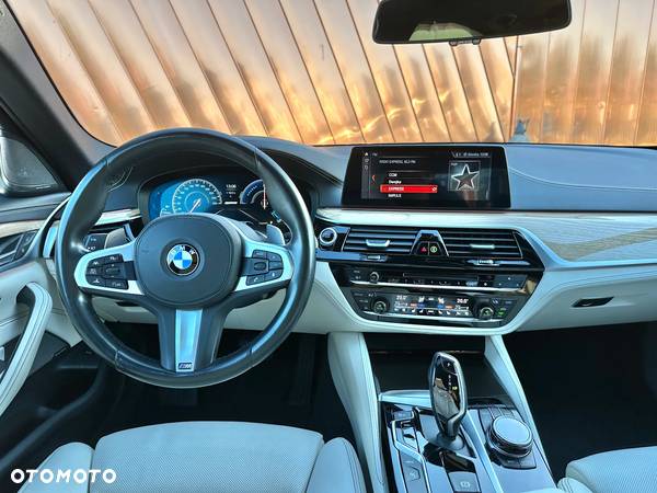 BMW Seria 5 530e iPerformance Luxury Line - 16