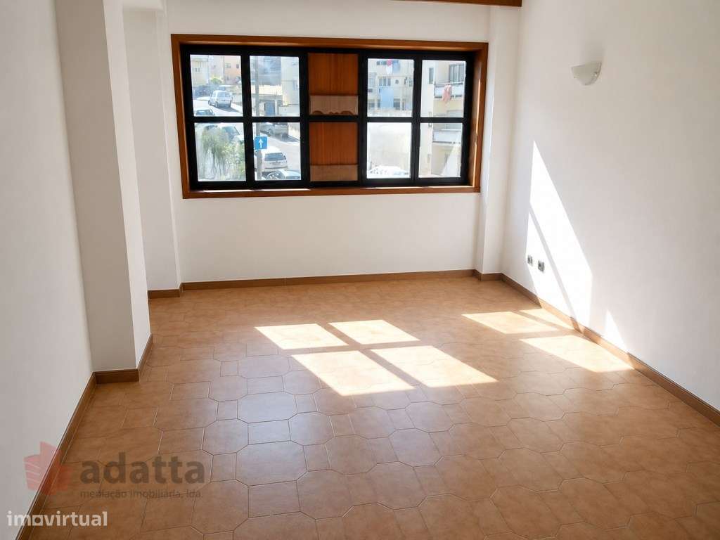 T2 com Garagem para Venda em Coimbra-4