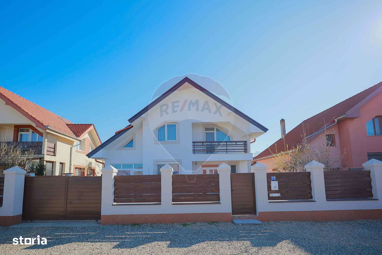 Casă cu 5 camere de vânzare în zona Episcopia Bihorului - Imagine principală: 3/20