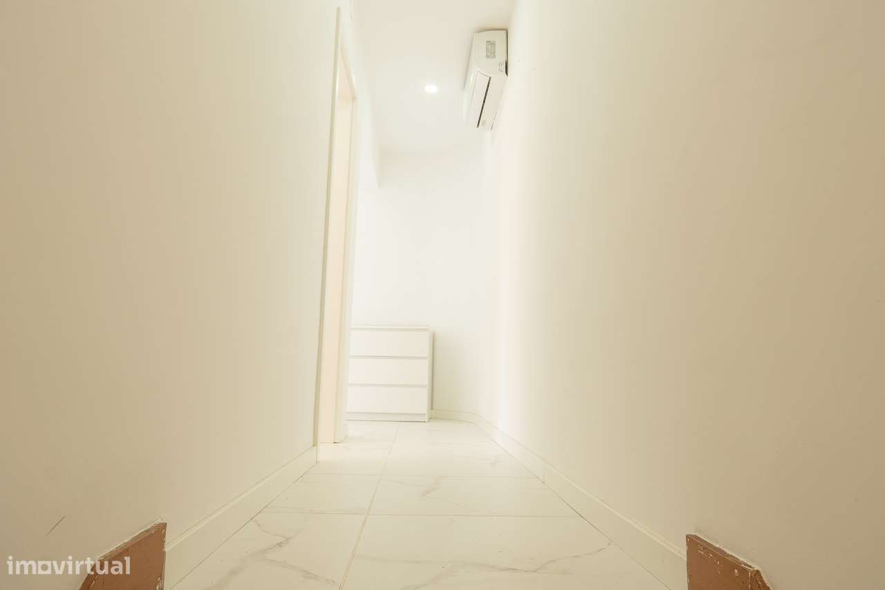 PRÉDIO NO CENTRO HISTÓRICO DE ÉVORA-15