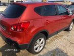 Dezmembrez Nissan Qashqai 1.6 Benzina Panoramic - 2