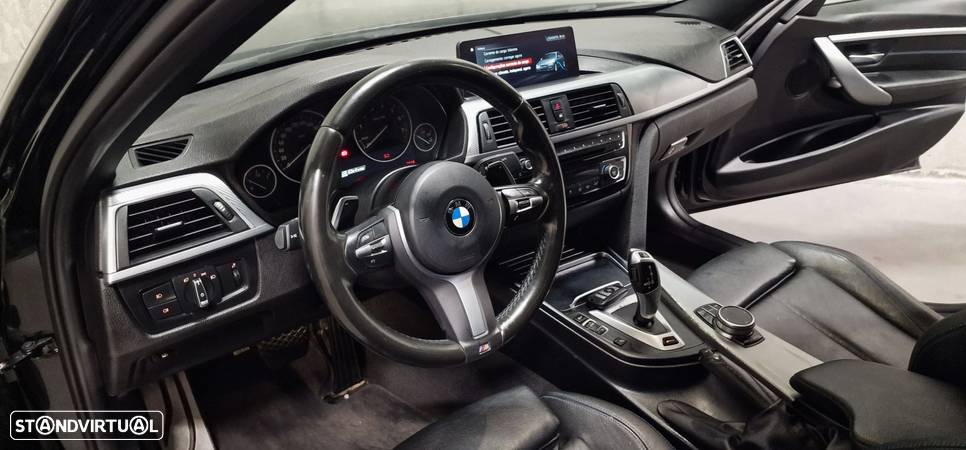 BMW 330 e iPerformance Pack M - 38