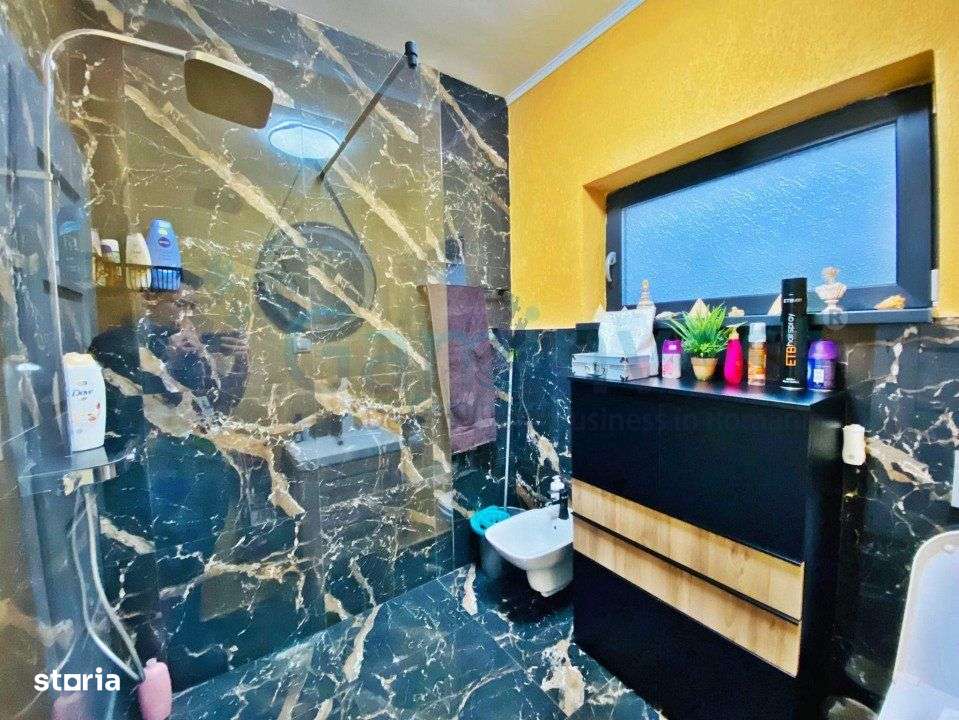 Gaminvest- Casa de lux cu pisicina de vanzare in Biharia, Bihor V3095 - Imagine principală: 5/16