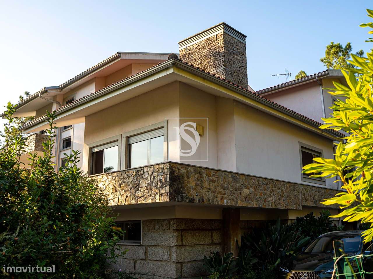 Moradia Isolada T5 em Monção-5