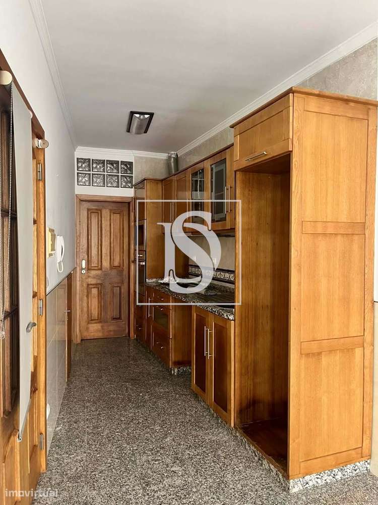 Apartamento T1 (São Julião da Figueira da Foz) - ARRENDAMENTO - Grande imagem: 2/9