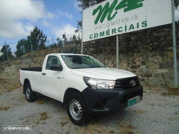 Toyota Hilux D-4D Cabine Simples - 3