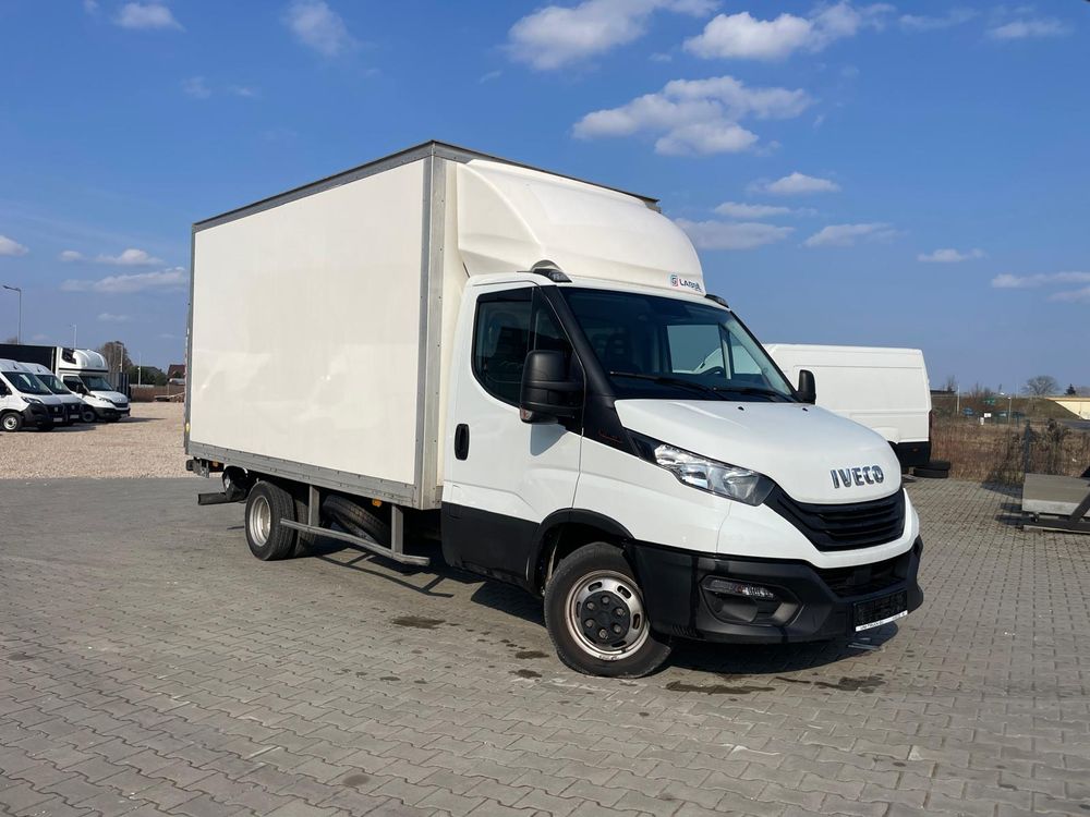 Iveco 35C16  3.0L Kontener 8EP Winda 750kg bliźniak 35C16 Kontener 8EP Winda 750 kg Tempomat niski przebieg