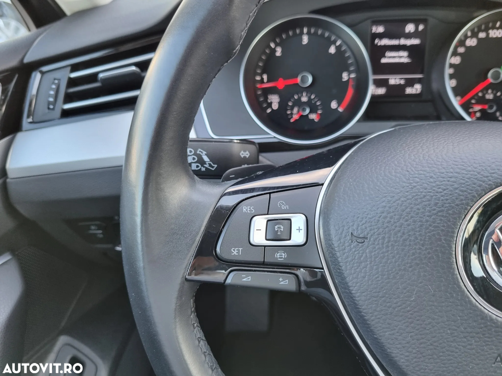 Volkswagen Passat Variant 2.0 TDI DSG 4Motion Comfortline - 16