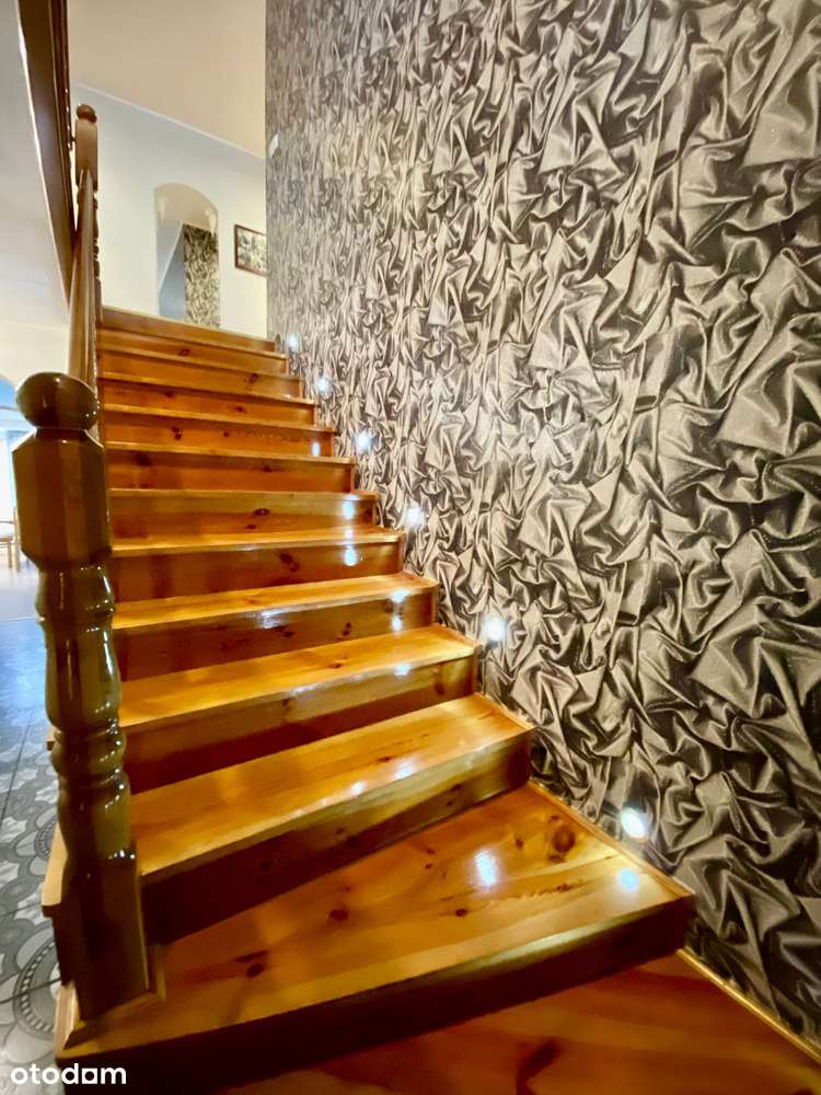 Gospodarstwo - dom 220 m2 z kompleksem budynków prod.-magazynowych.-14