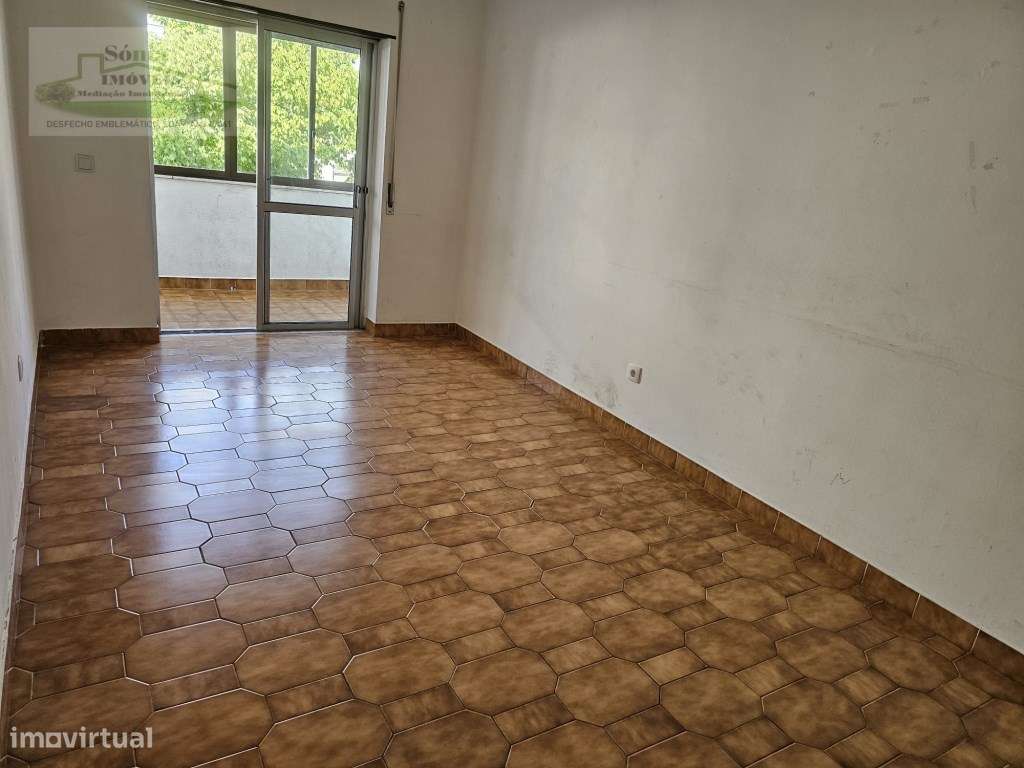 T2 NA ARRENTELA PARA VENDA-8