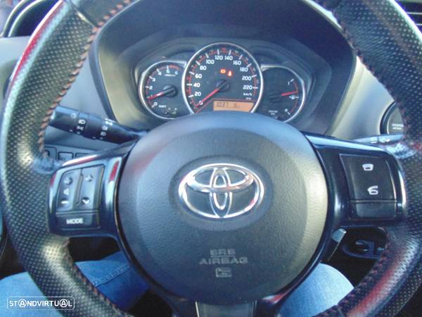 Toyota Yaris 1.4 D-4D Sport - 21