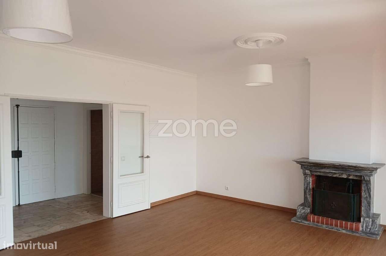 Moradia T2+1 Exclusiva em frente à Praia – Parede - Grande imagem: 4/22