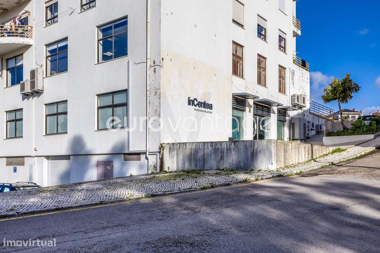 Espaço Comercial / Armazém com 700 m² a 5 minutos de Leiria-41