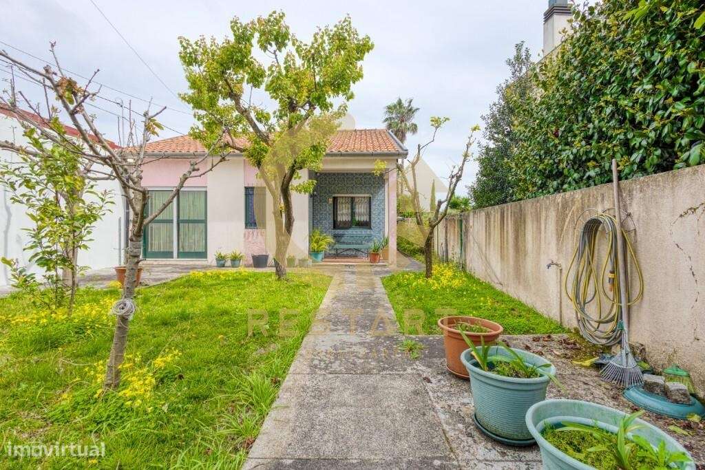 Prédio e Moradia térrea junto à Areosa - Grande imagem: 5/43